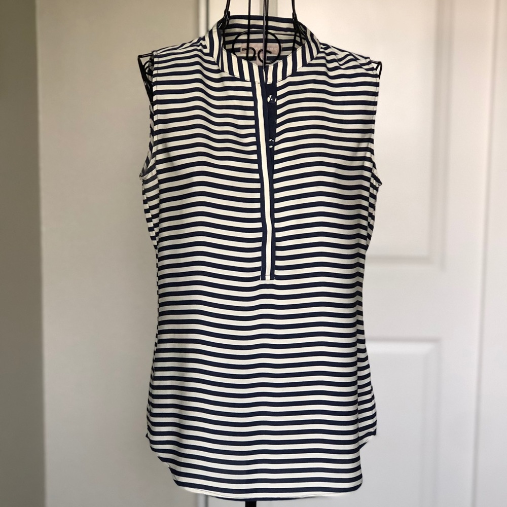EUC Banana Republic Sleeveless Blouse
